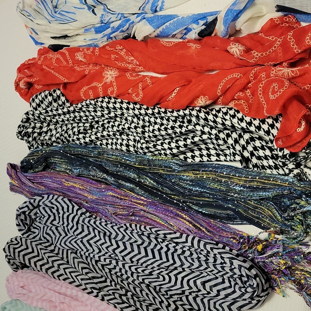 Scarves - Picture 4 of 5